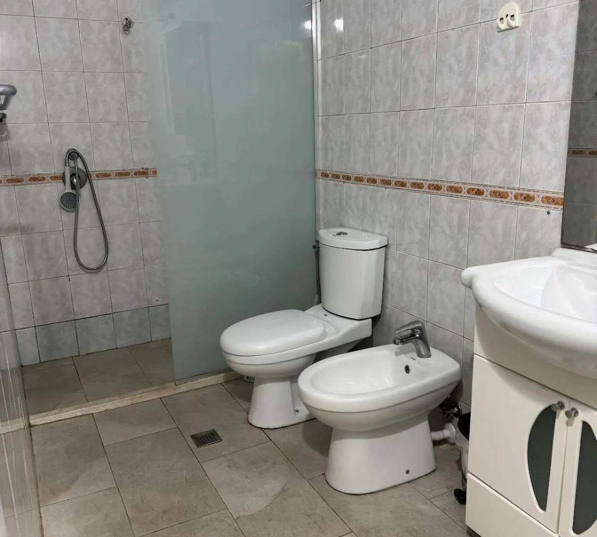 Apartman R&M Cozy Full Seaview Apt With Free Parking 50M From The Sea Durrës
